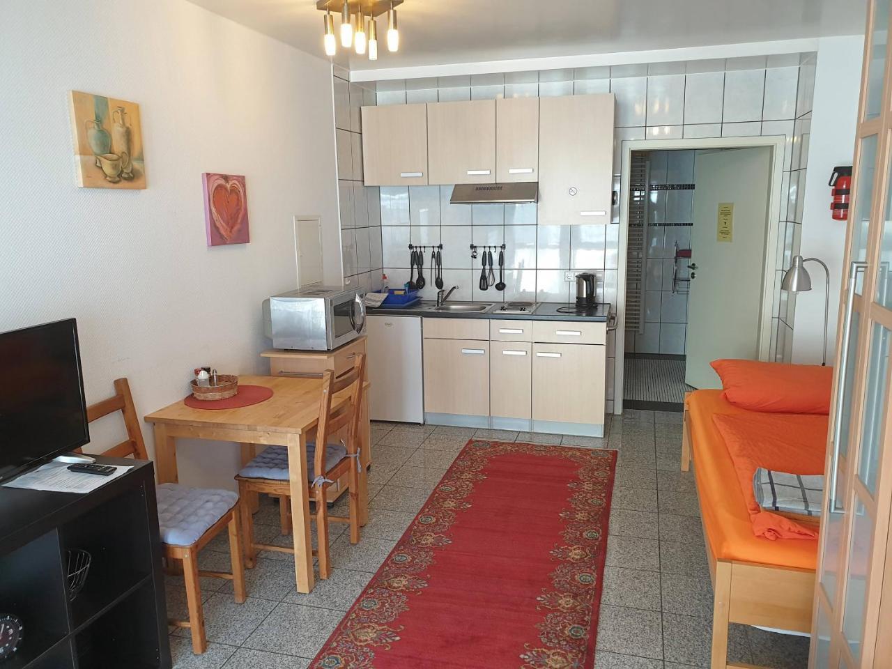 Apartmenthaus "Zum Lowen" Heidelberg - Ziegelhausen Экстерьер фото